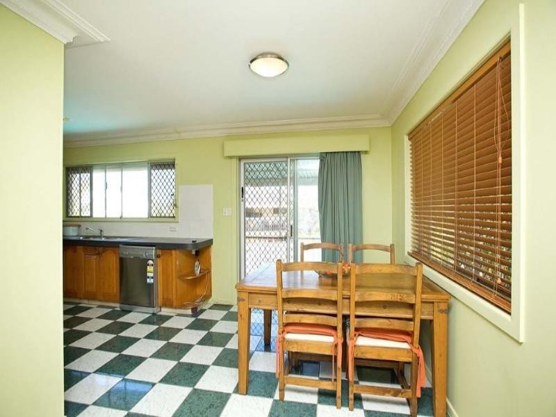 25 Salandra Street, Mansfield QLD 4122