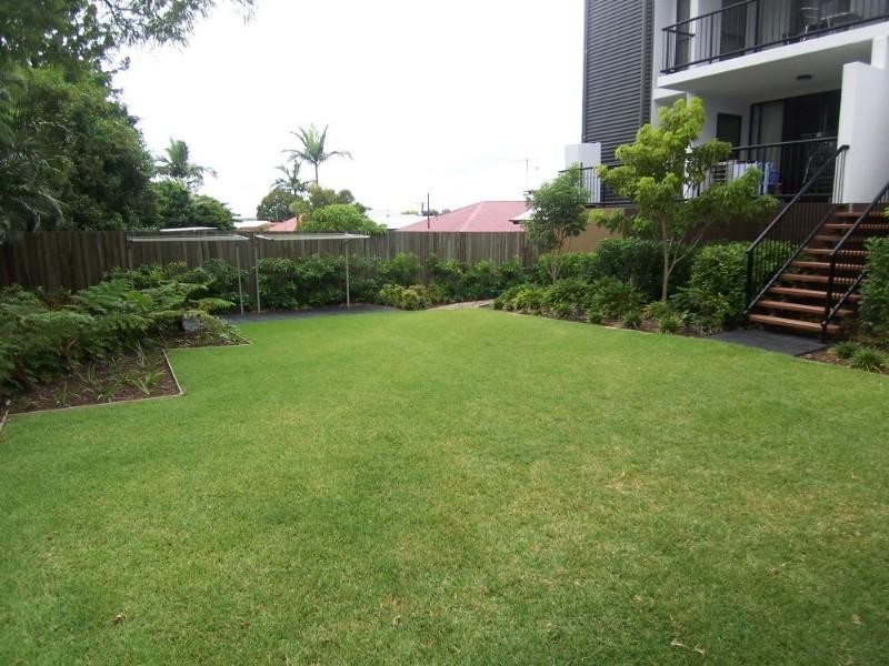 8/1884 Logan Road, Upper Mount Gravatt QLD 4122