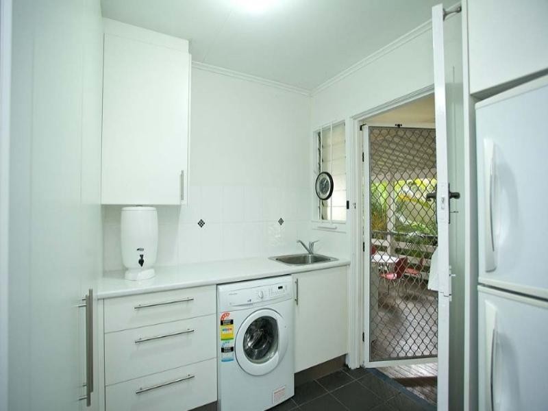 19 Luprena Street, Mansfield QLD 4122