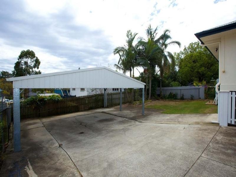 19 Luprena Street, Mansfield QLD 4122