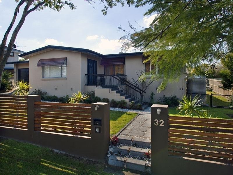 32 Trood Street, Macgregor QLD 4109