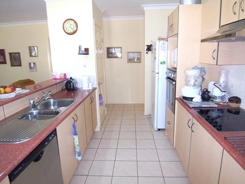 18 Tuckeroo Place, Sunnybank Hills QLD 4109