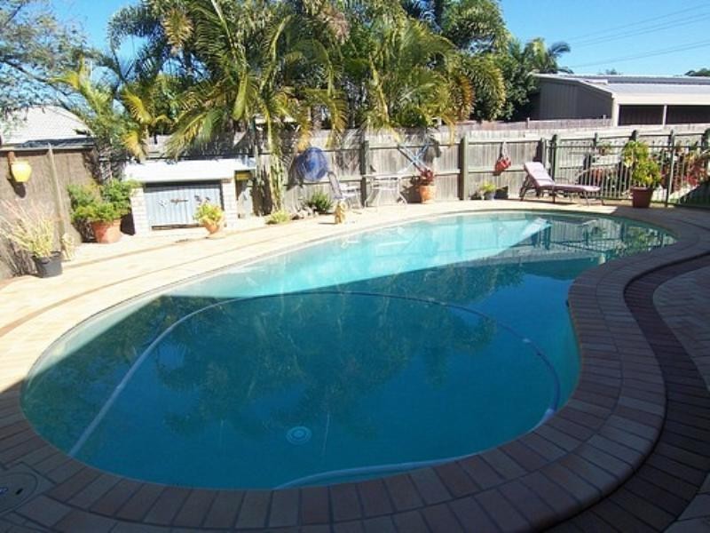 18 Tuckeroo Place, Sunnybank Hills QLD 4109