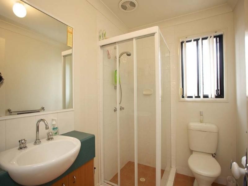 4/16 Violet Close, Eight Mile Plains QLD 4113