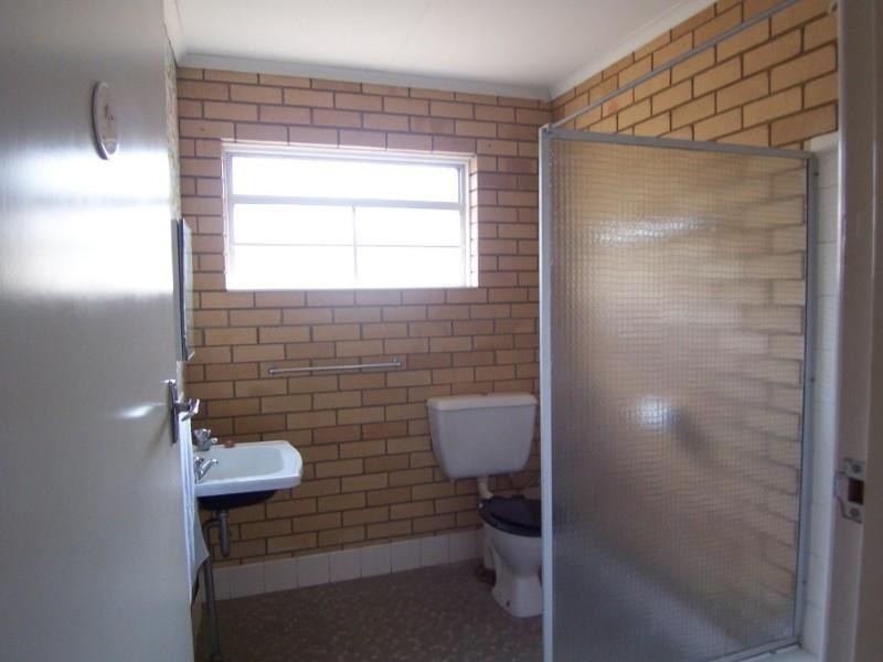 16 Lorrimore Street, Macgregor QLD 4109