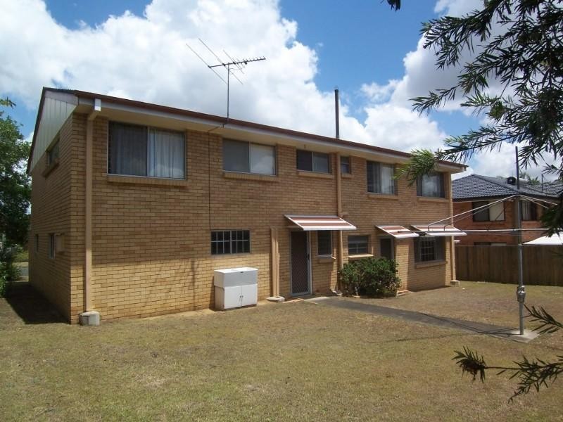 16 Lorrimore Street, Macgregor QLD 4109