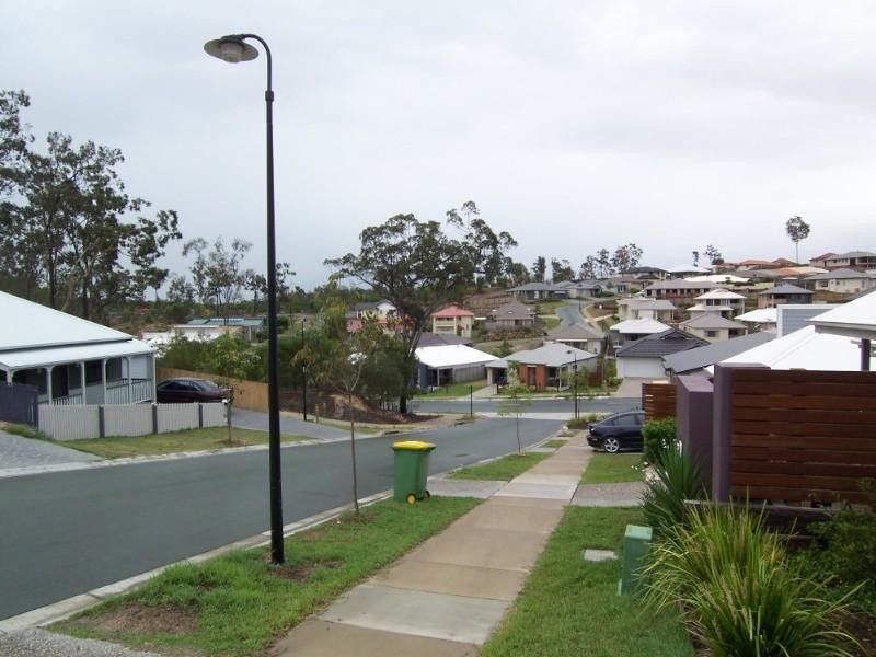 5 Skyline Avenue, Springfield Lakes QLD 4300