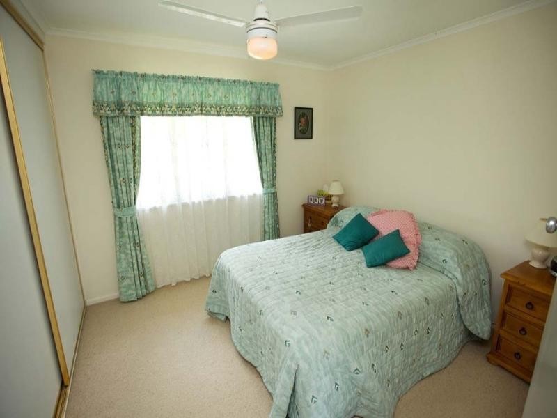 124 Wanda Road, Upper Mount Gravatt QLD 4122