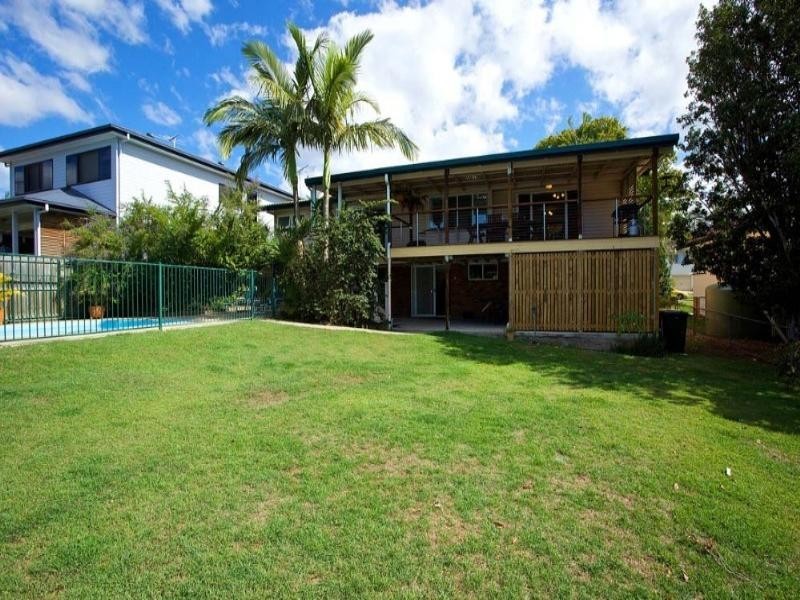124 Wanda Road, Upper Mount Gravatt QLD 4122