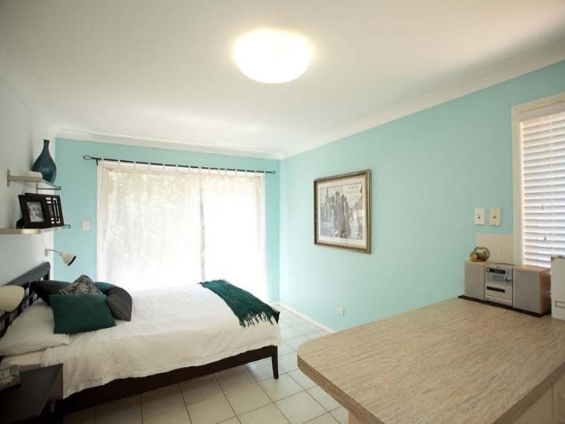 8 Marissa Close, Mansfield QLD 4122