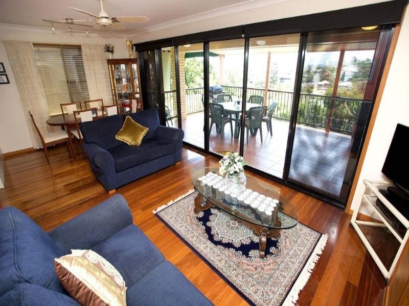 30 Beryl Crescent, Holland Park QLD 4121