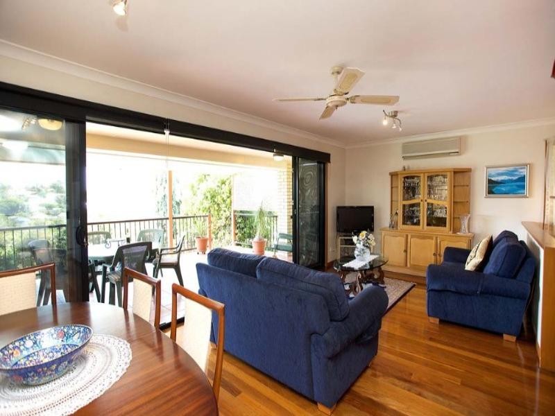 30 Beryl Crescent, Holland Park QLD 4121