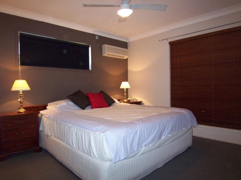 3 Maroo Street, Eight Mile Plains QLD 4113