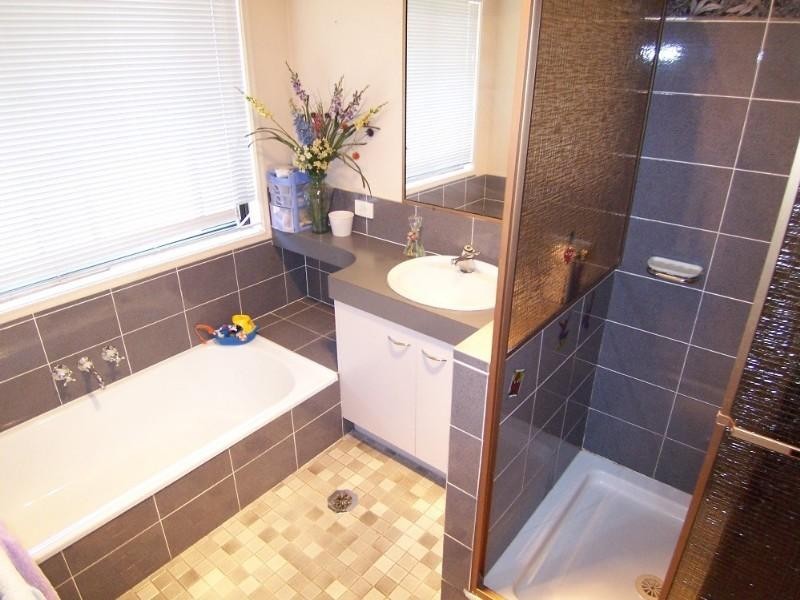 3 Maroo Street, Eight Mile Plains QLD 4113