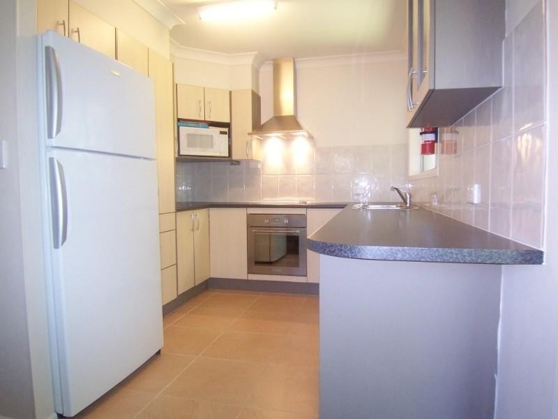 22 Veivers Street, Macgregor QLD 4109