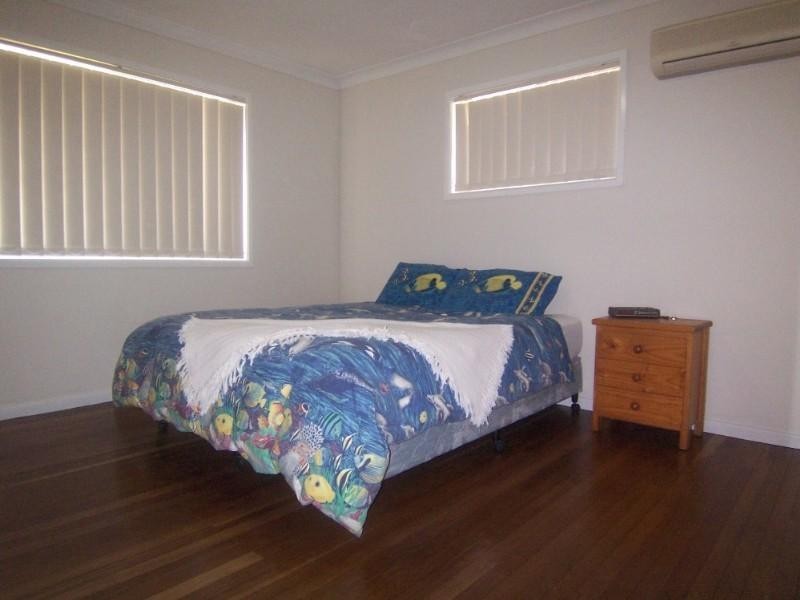 22 Veivers Street, Macgregor QLD 4109