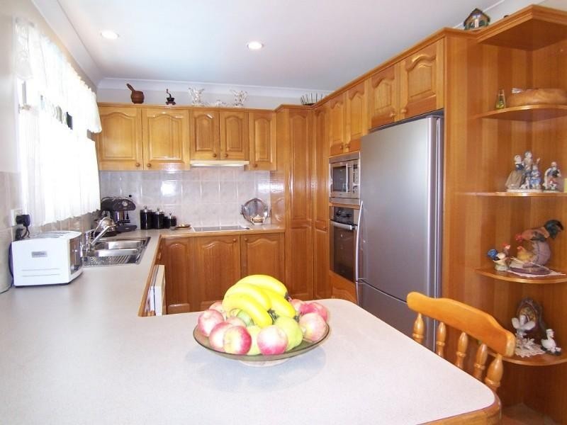 4 Naples Street, Wishart QLD 4122