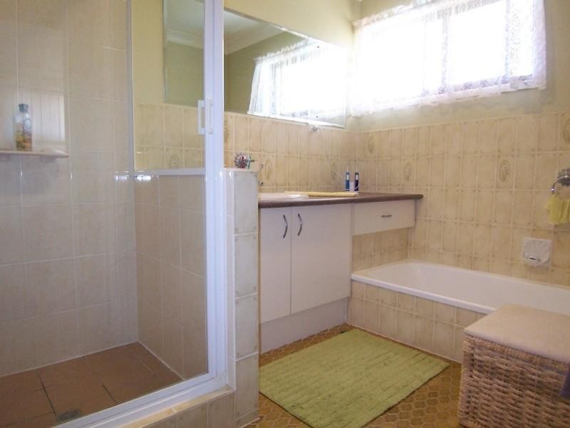 4 Naples Street, Wishart QLD 4122