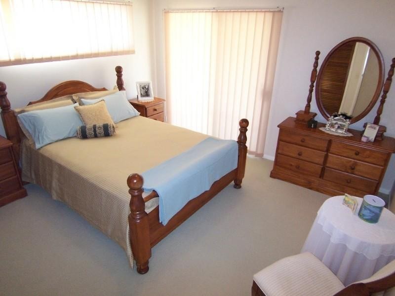 4 Naples Street, Wishart QLD 4122