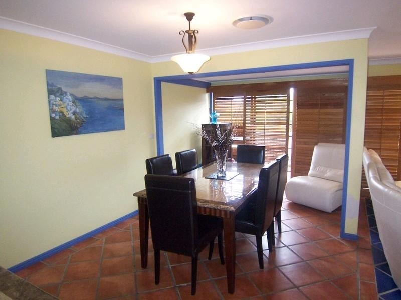 9 Donnington Street, Carindale QLD 4152