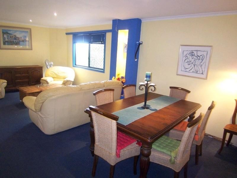 9 Donnington Street, Carindale QLD 4152