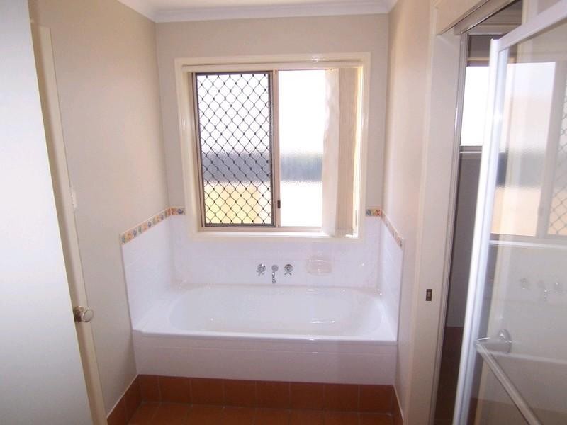 63 Kempsie Road, Upper Mount Gravatt QLD 4122