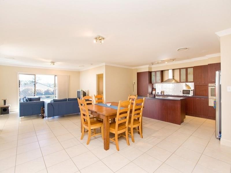 109 Kavanagh Road, Wishart QLD 4122