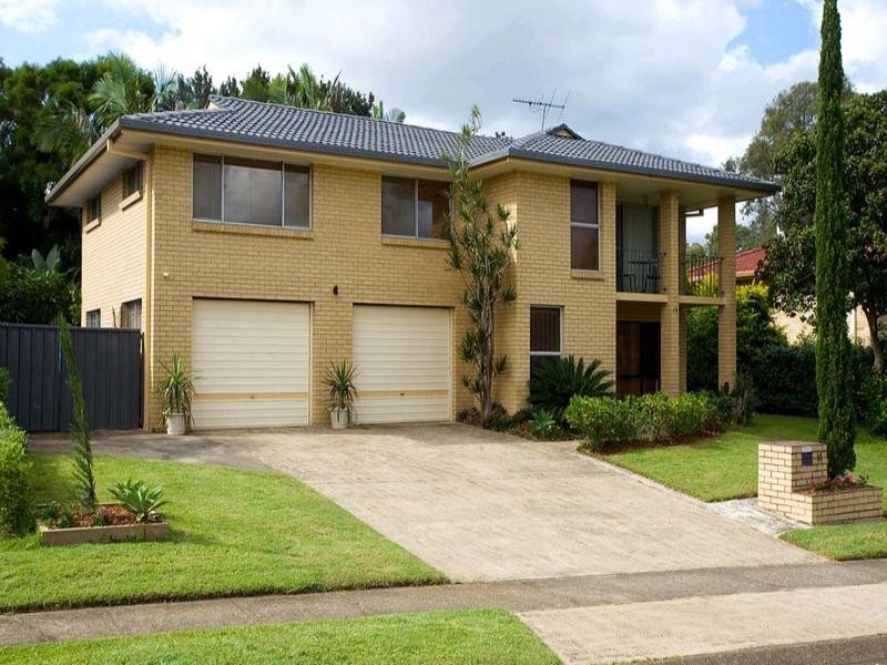 18 Fulton Street, Wishart QLD 4122