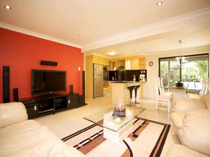 18 Fulton Street, Wishart QLD 4122