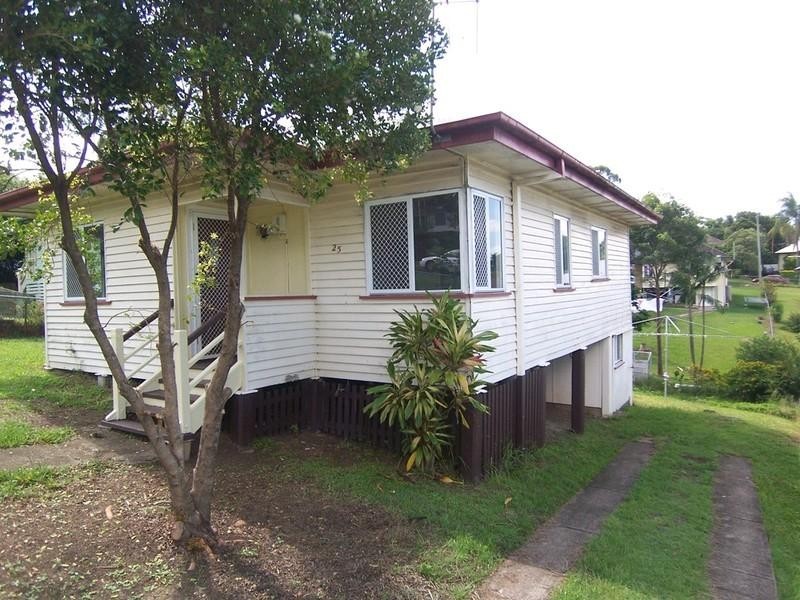 25 Mapleton Street, Mount Gravatt East QLD 4122