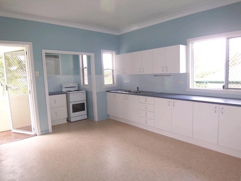 25 Mapleton Street, Mount Gravatt East QLD 4122