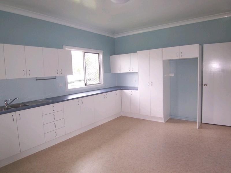 25 Mapleton Street, Mount Gravatt East QLD 4122