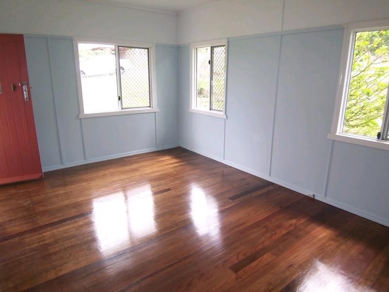 25 Mapleton Street, Mount Gravatt East QLD 4122