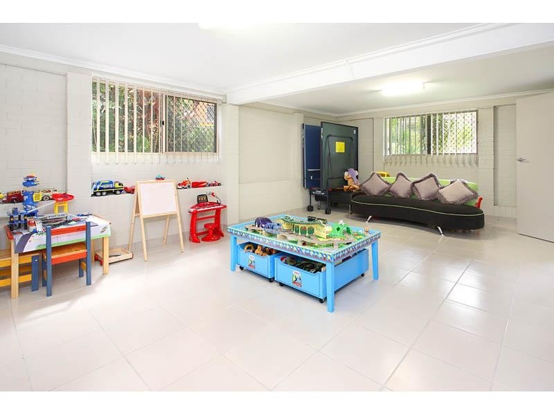 7 Amsterdam Street, Wishart QLD 4122