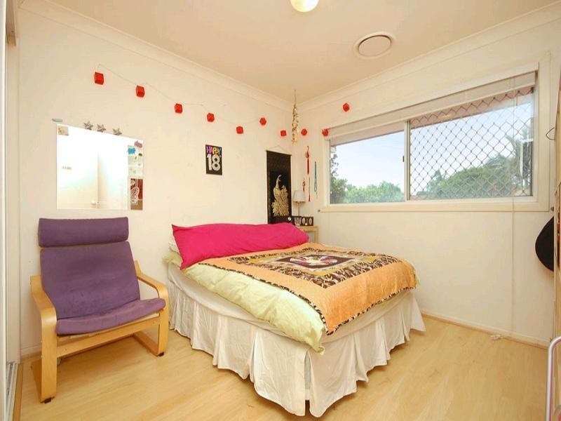 1/3 Lani Street, Wishart QLD 4122