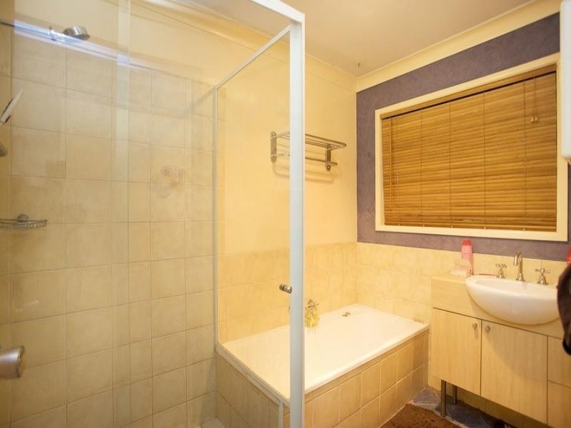 3 Holder Street, Wishart QLD 4122