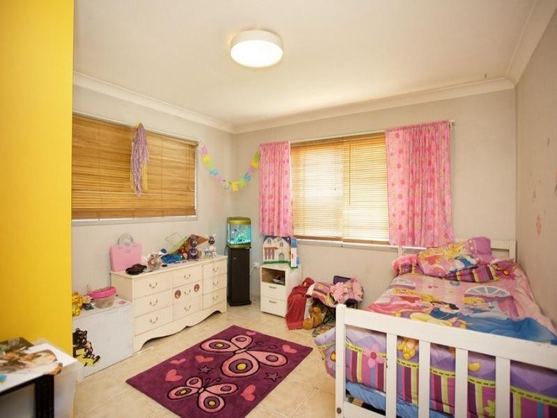 3 Holder Street, Wishart QLD 4122