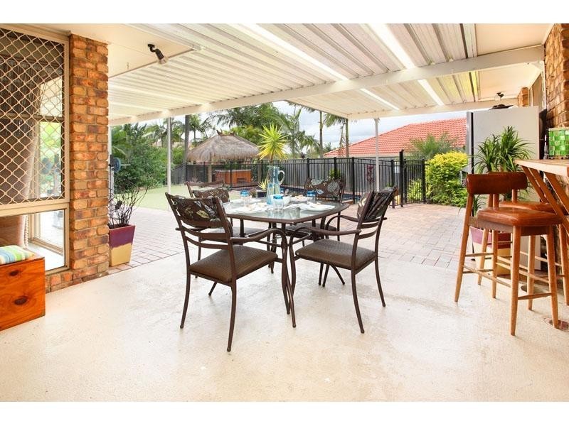 30 Boorala Crescent, Eight Mile Plains QLD 4113