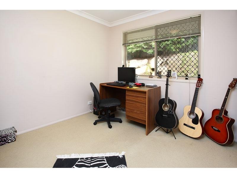 12 Kane Crescent, Mansfield QLD 4122