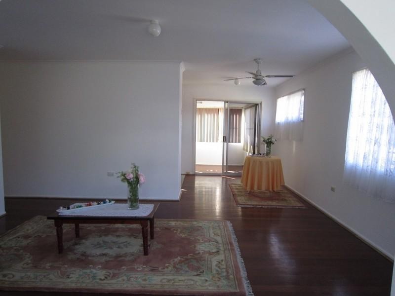 128 Mt Gravatt-Capalaba Road, Upper Mount Gravatt QLD 4122