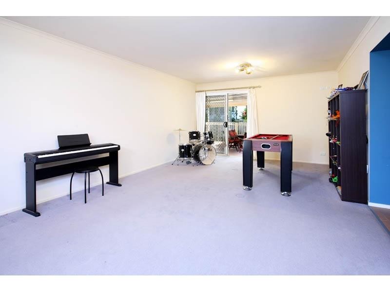 34 Maisie Place, Eight Mile Plains QLD 4113