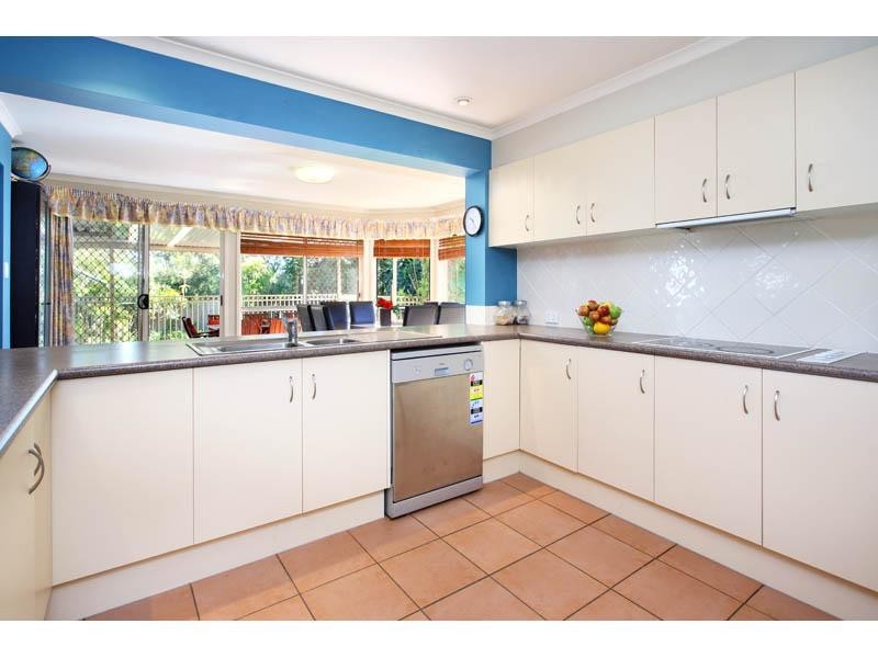 34 Maisie Place, Eight Mile Plains QLD 4113