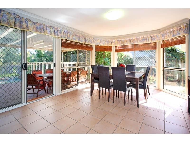 34 Maisie Place, Eight Mile Plains QLD 4113