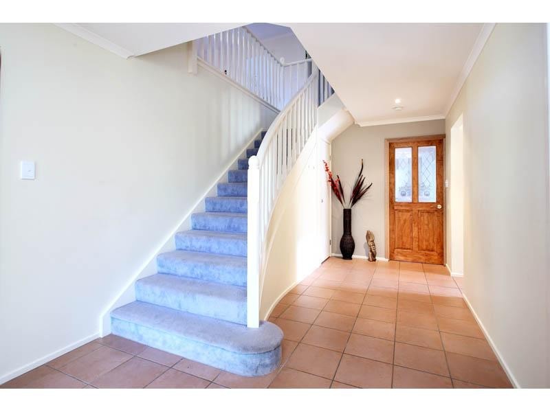 34 Maisie Place, Eight Mile Plains QLD 4113