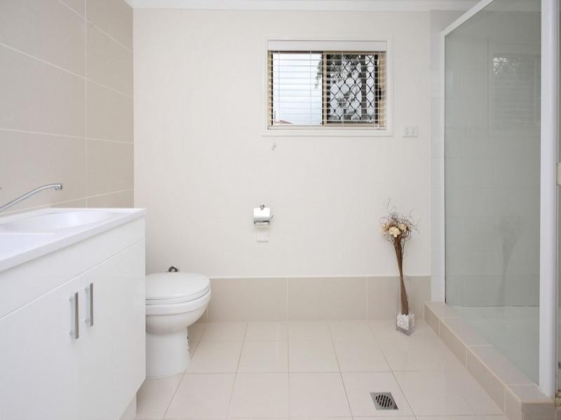 211 Mt Gravatt-Capalaba Road, Wishart QLD 4122