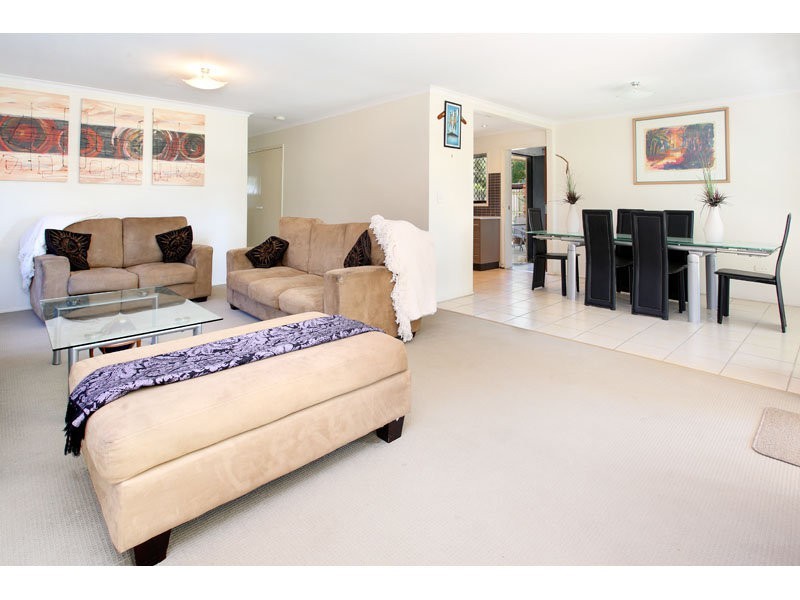 45 Holder Street, Wishart QLD 4122