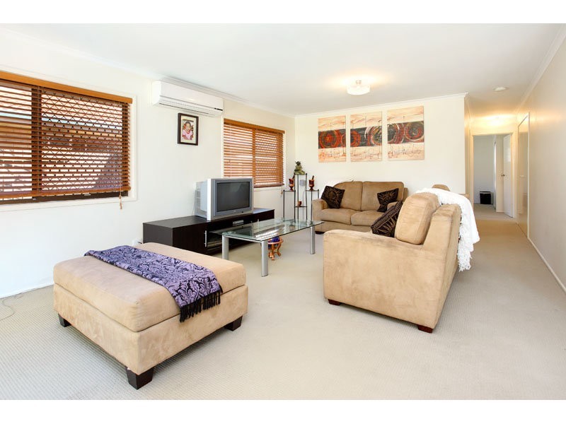 45 Holder Street, Wishart QLD 4122