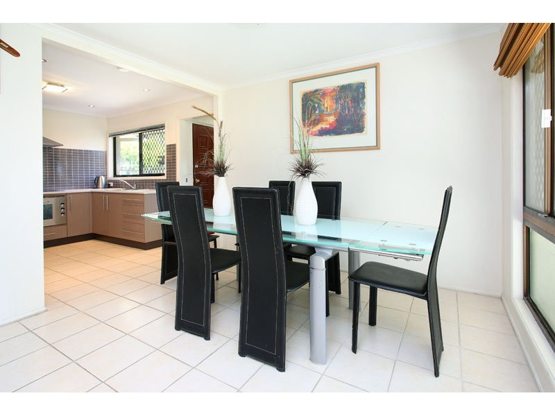 45 Holder Street, Wishart QLD 4122