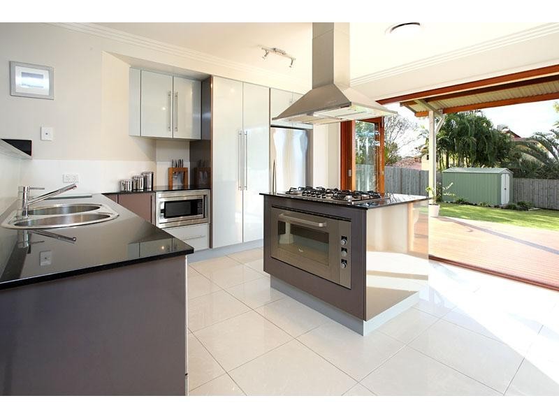 13 Everett Street, Upper Mount Gravatt QLD 4122