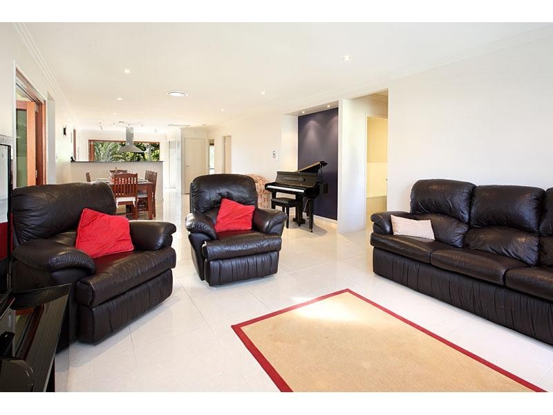 13 Everett Street, Upper Mount Gravatt QLD 4122